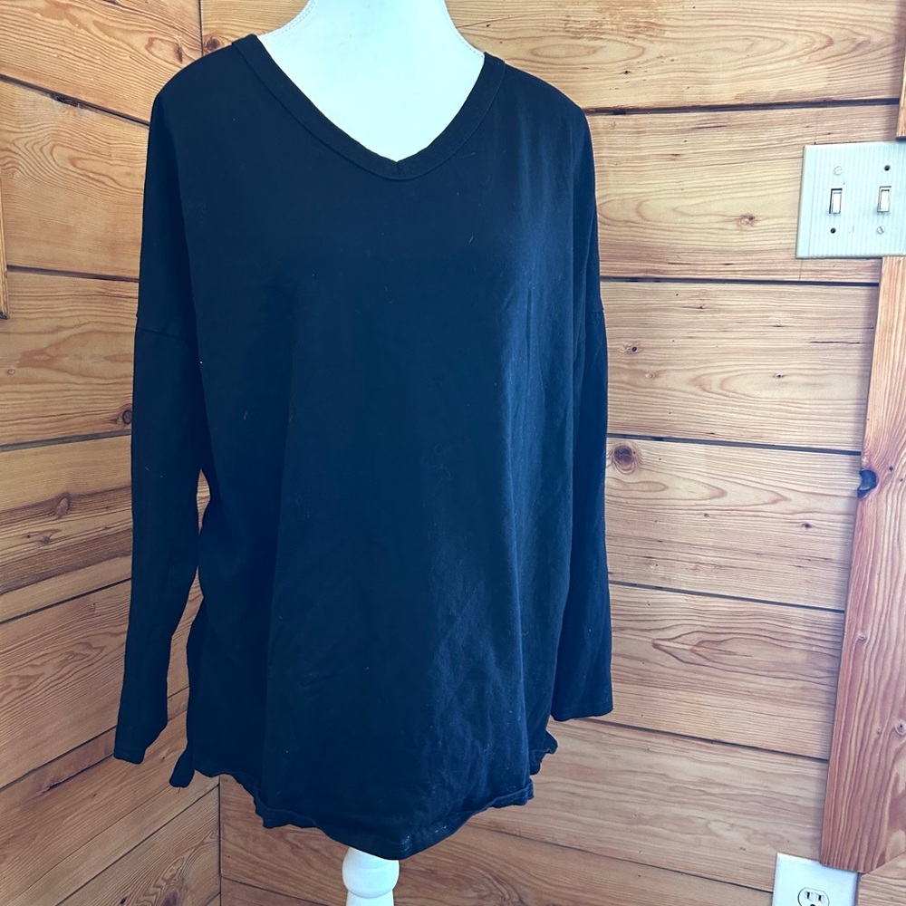 Cotton Black V Neck Long Sleeve Top Womens Size 1XL Z Avenue